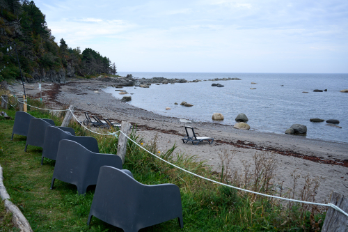Saison,Été,Camping,Hébergement,MRC Haute-Gaspésie,Région,Sainte-Anne-Des-Monts,Le Sea Shack,Chalet,Eau,Plage,Bar,Club,Pub,Brasserie,Jour,Temps